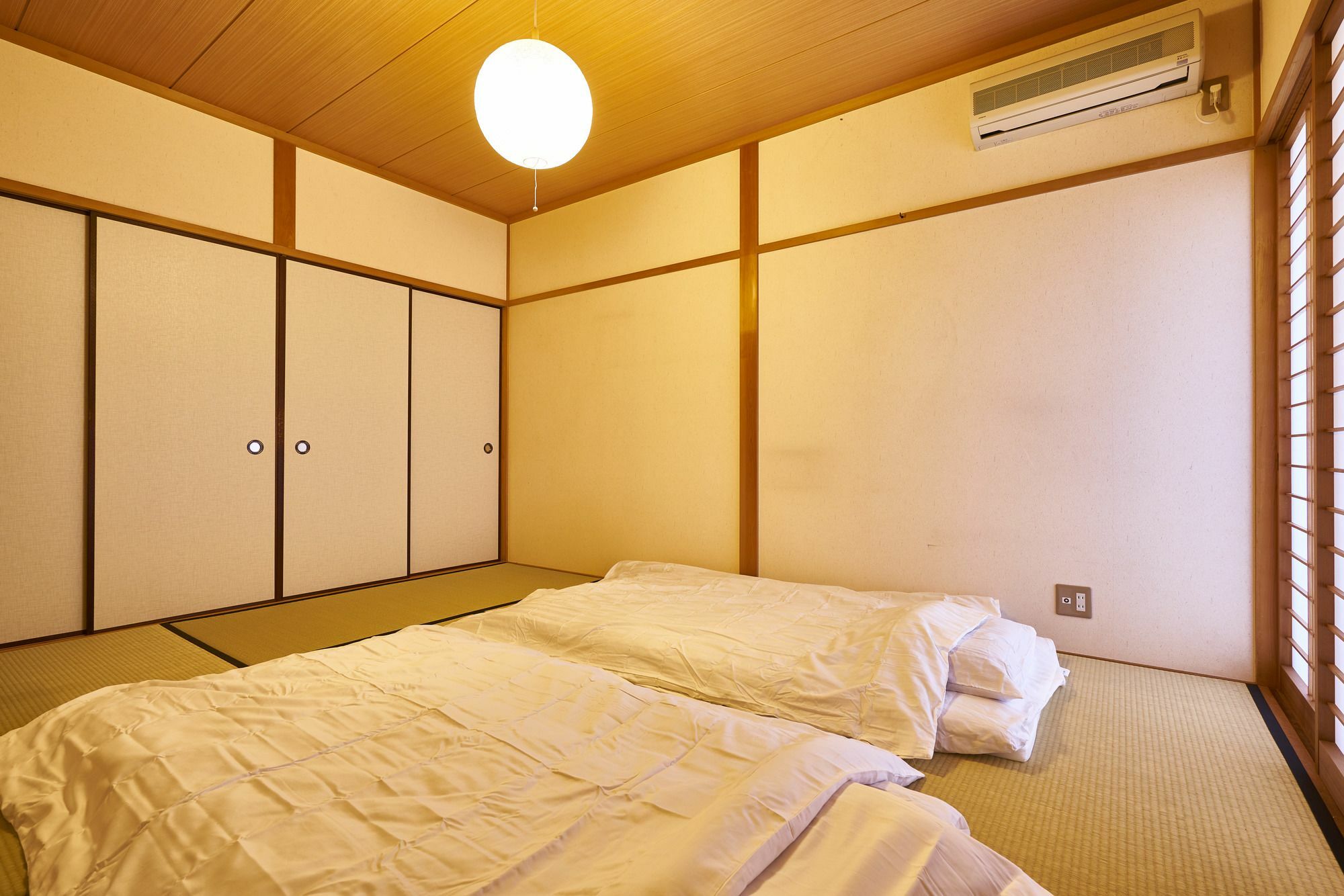 Guesthouse Nijo Fukuro-Tei Кіото Екстер'єр фото
